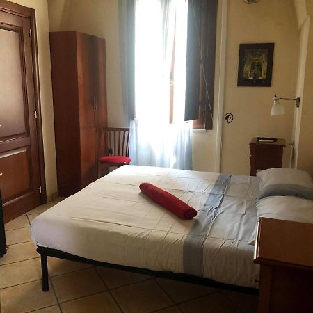 Mini Hotel Peperoncino Palace 2 Racale Esterno foto